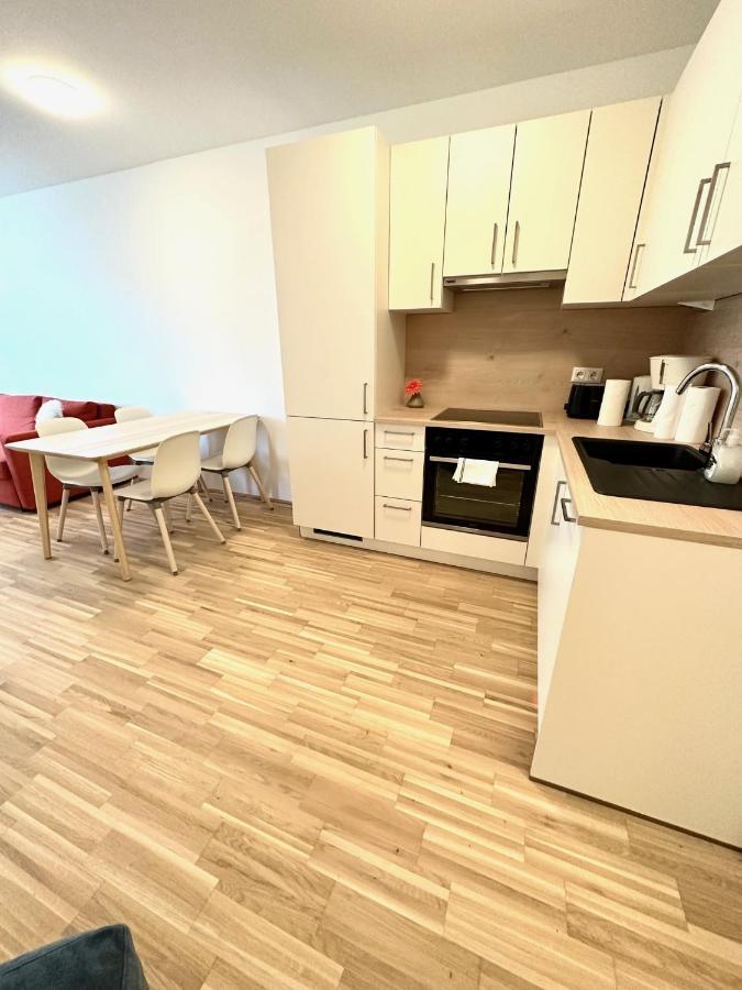 Forsthaus 30 Free Garage Appartement Wenen Buitenkant foto